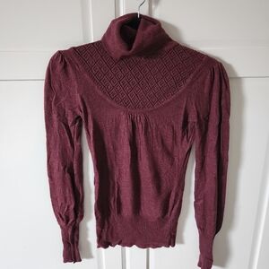 BURGUNDY Turtle neck Size S
